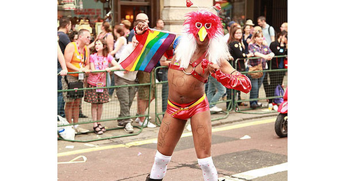 Щорічний гей-парад "Gay Pride 2011" в Лондоні зібрав більше мільйона глядачів. / © LJ moscowlondon