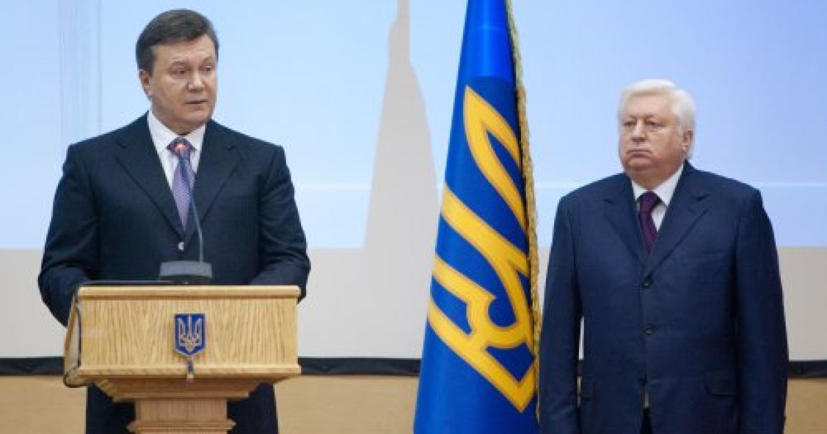 Пшонка ініціює створення "чорного списку" держслужбовців