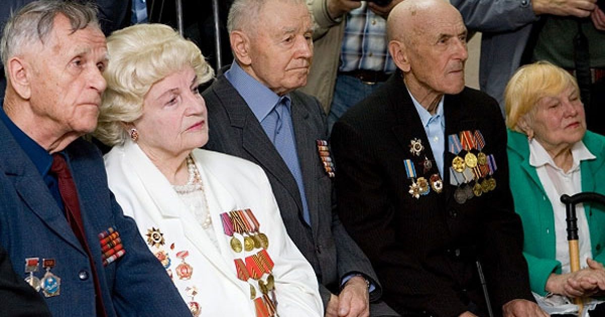 Глава держави поспілкувався із ветеранами та запевнив їх, що увага держави до них залишатиметься пильною. / © President.gov.ua