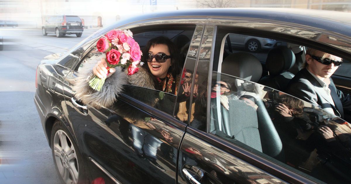 В Мілані "прекрасну няню" очікував чоловік - Петро Чернишов / © S.A.L.-show