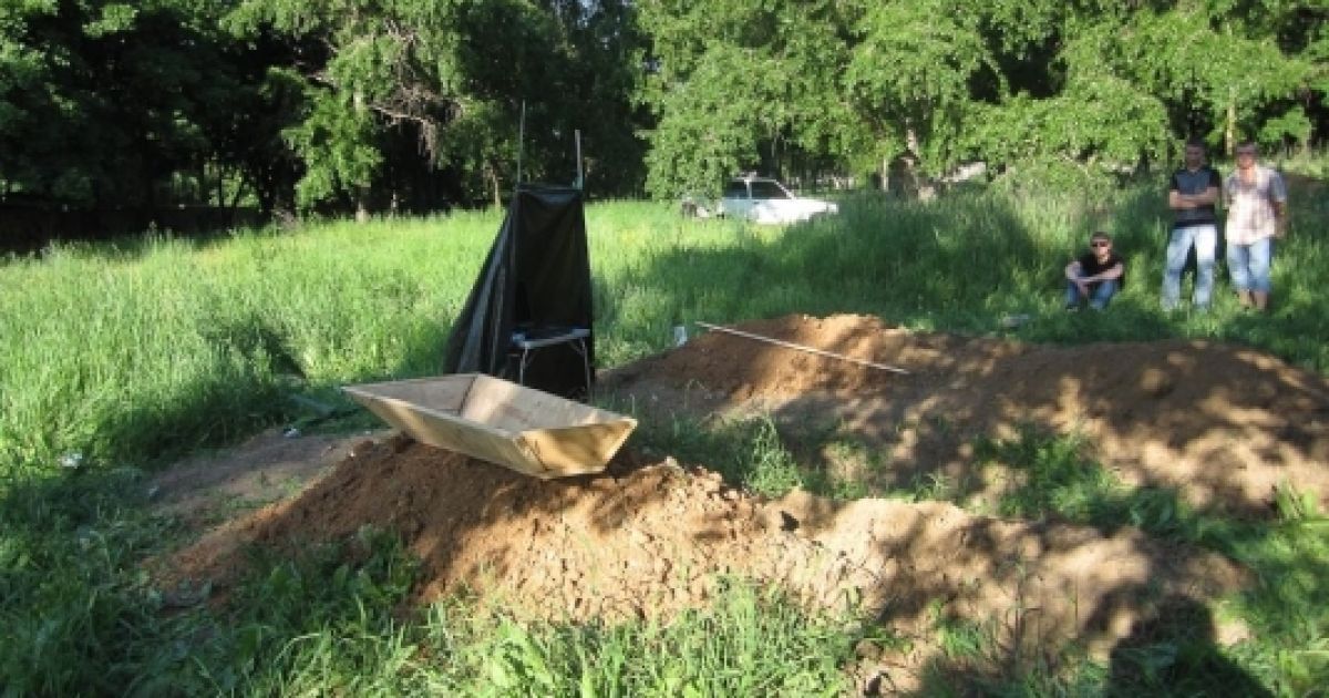 У Донецьку поховали живу людину