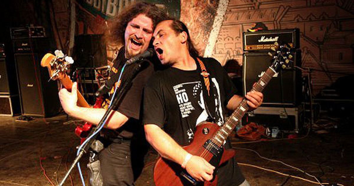 В Ужгороді відбувся 6-ий міжнародний байкерський фестиваль "Music Bike Ukraine 2011", на який приїхали тисячі байкерів з різних країн Європи. / © УНІАН