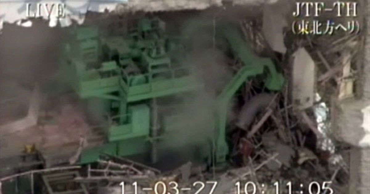 Японія, Окума. Зруйнований реактор АЕС "Фукусіма-1" в місті Окума, префектура Фукусіма. Небезпечний рівень радіації зафіксовано у морській воді поблизу АЕС. Вважається, що його викликав витік з постраждалого реактора АЕС. Фото AFP/HO/JAPAN&#039;S GROUND SELF-DEFENSE FORCES / © AFP