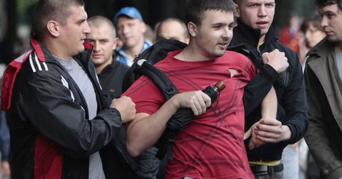 У Мінську пройшла акція протесту, затримано більше 100 "мовчазних" опозиціонерів