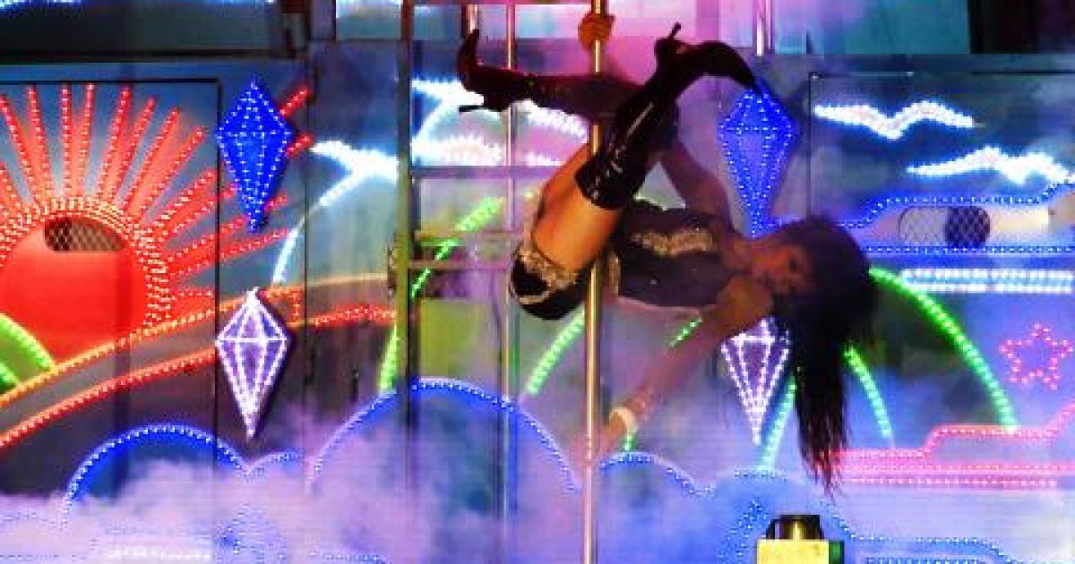 Похоронні стриптизерки в Тайвані