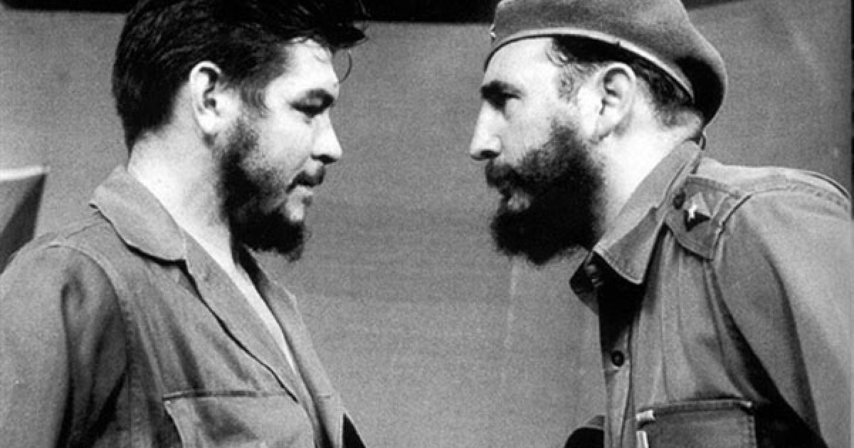 У грудні 1956 року Фідель Кастро разом зі своїм братом Раулем Кастро і аргентинцем Ернесто Че Геварою очолив революційний рух проти диктатора Батісти. / © AFP