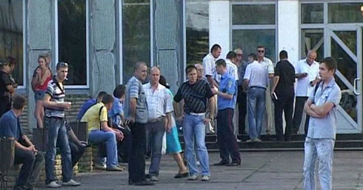 В результаті вибуху на шахті "Суходольська-Східна", що стався на глибині 915 м, загинули 17 гірників. / © МНС