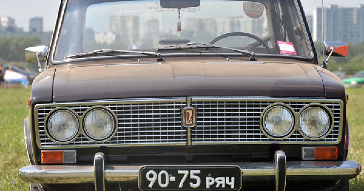 На московському аеродромі Тушино провели 15-те ювілейне автошоу "Автоекзотика-2011" / © LJ aleshru