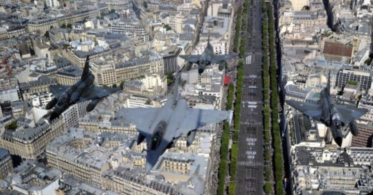 У Франції відзначили 222-річчя Дня взяття Бастилії / © AFP