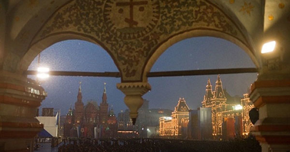На Красній площі у Москві провели другу нічну репетицію параду Перемоги. / © AFP
