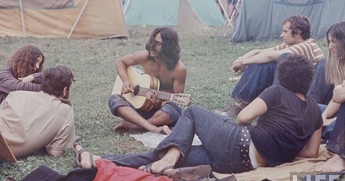 Журнал Life оприлюднив унікальні фотографії легендарного музичного фестивалю Вудсток, який відбувся у серпні 1969 року / © LIFE