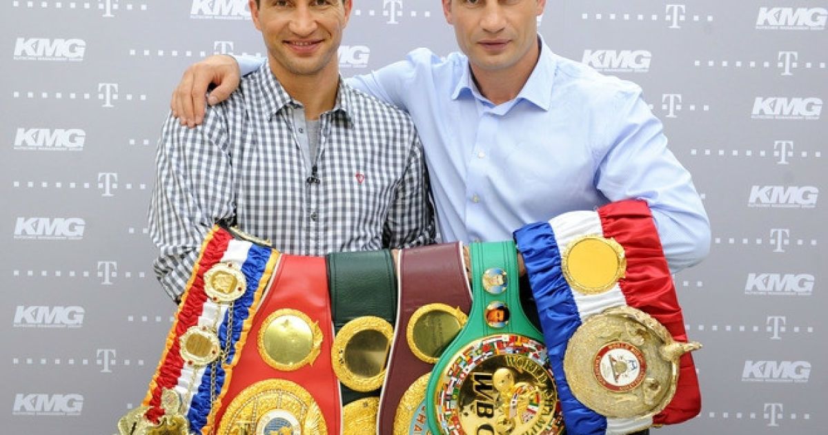 Володимир і Віталій Клички / © boxingscene.com