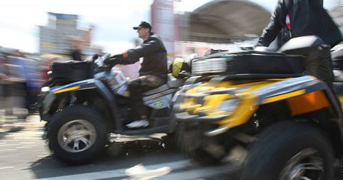 Чемпіонат України з гонок по бездоріжжю Ukraine Trophy 2011 стартував у Києві і фінішував у мальовничому Шацьку на Волині. / © УНІАН