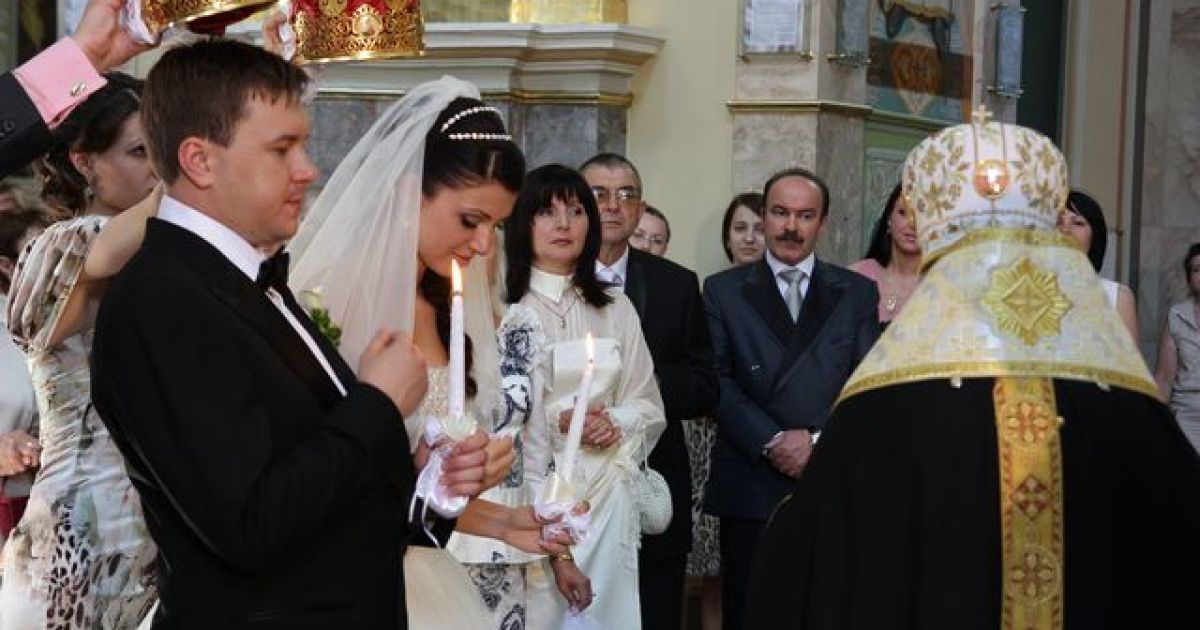 У Тернополі одружився син губернатора Львівщини Віталій Цимбалюк. / © Погляд
