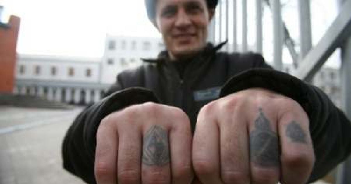 Ранок ув&#039;язнених ченців починається з 40 поклонів та молитви
