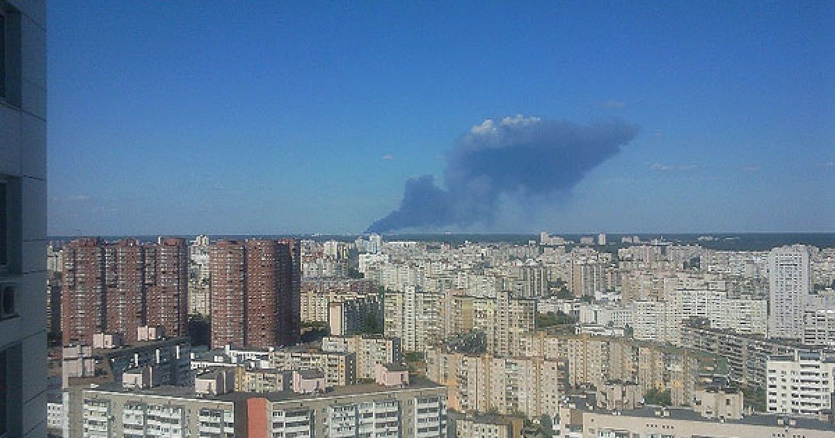 У Броварах сталась масштабна пожежа на складах магазину "Технополіс". / © www.magnolia-tv.com