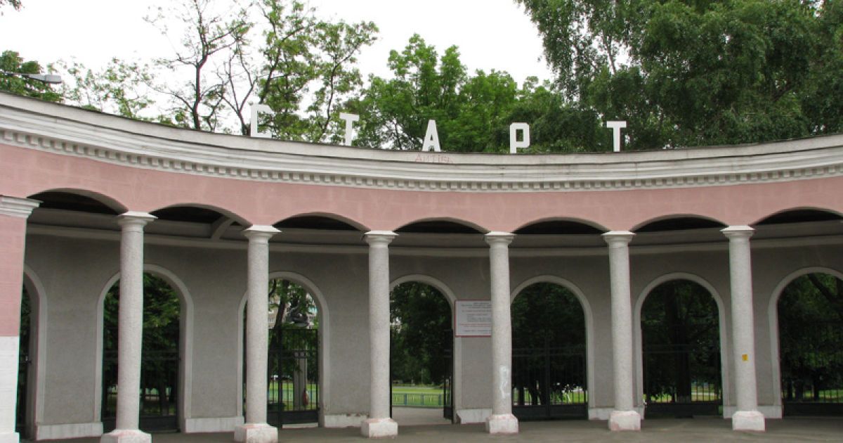 Суд дозволив сину Азарова забудувати стадіон "матчу смерті"