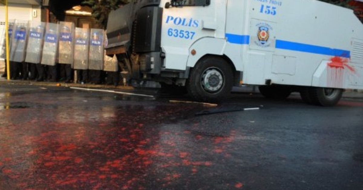 У багатьох великих містах Туреччини проходять акції протесту, які викликала звістка про смерть одного з демонстрантів у місті Хоппа. / © AFP