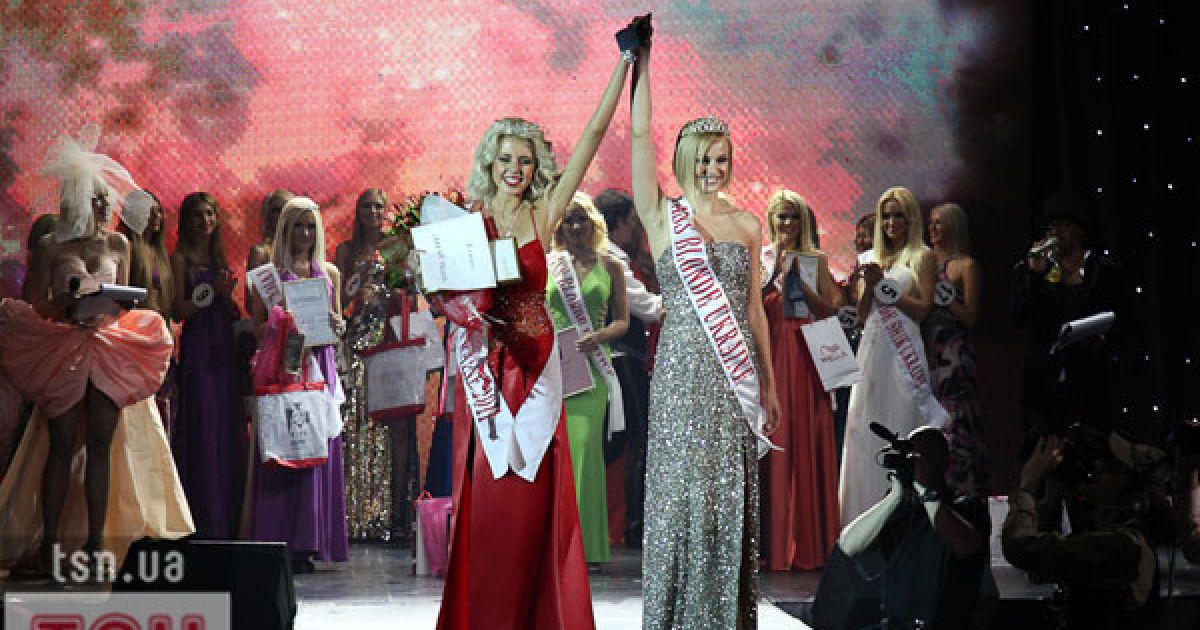 У київському концерт-холі Freedom відбувся фінал 4-го всеукраїнського конкурсу краси "Miss Blonde Ukraine 2011", в якому взяли участь 20 найкрасивіших білявок країни.