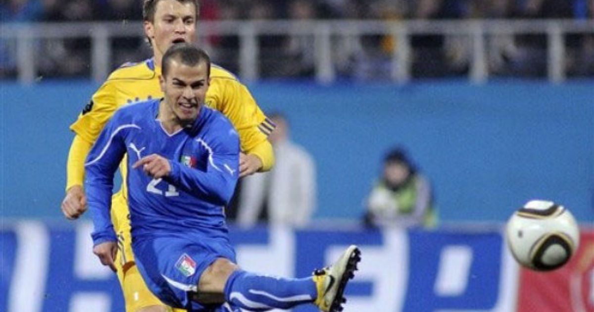 Збірна України з футболу програла товариський матч збірній Італії з рахунком 0:2.