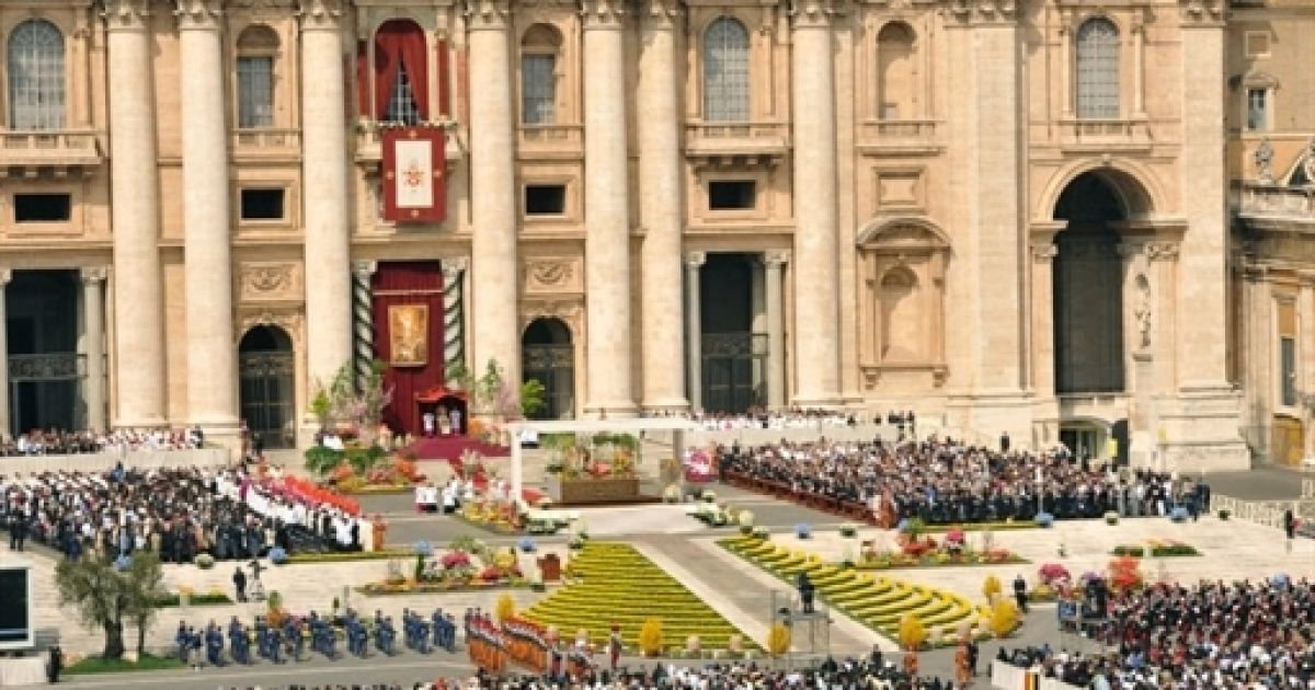 Християни всього світу відзначають свято Великодня / © AFP