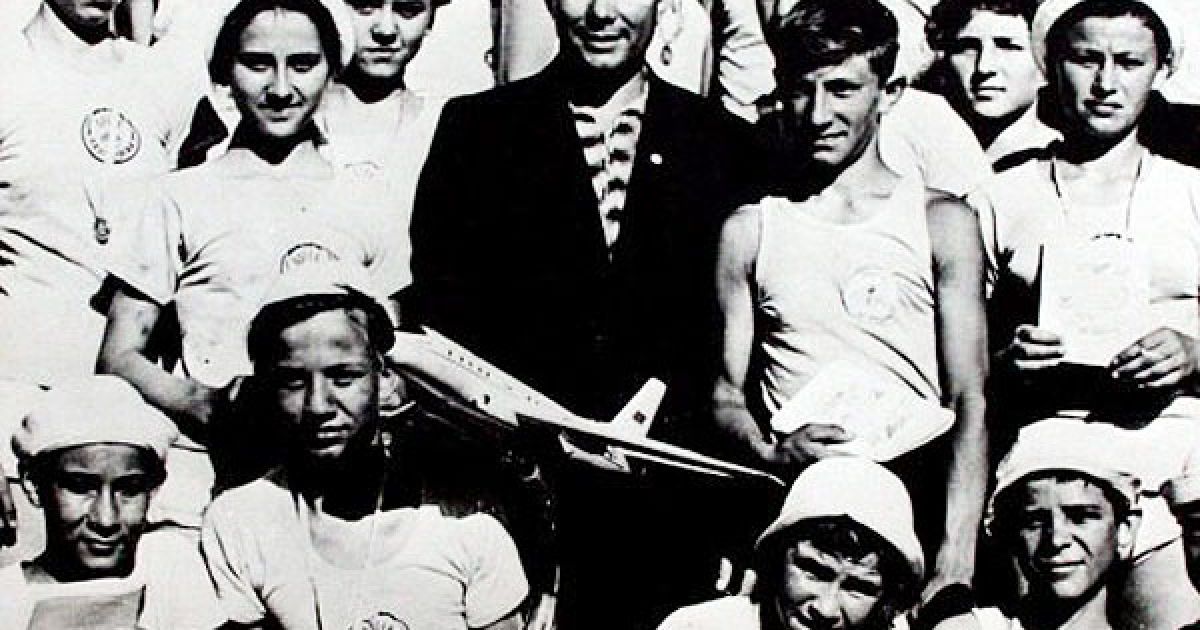 50 років тому, 12 квітня 1961 року, космічна ера людства почалась з польоту в космос першого землянина &mdash; Юрія Гагаріна. / © УНІАН