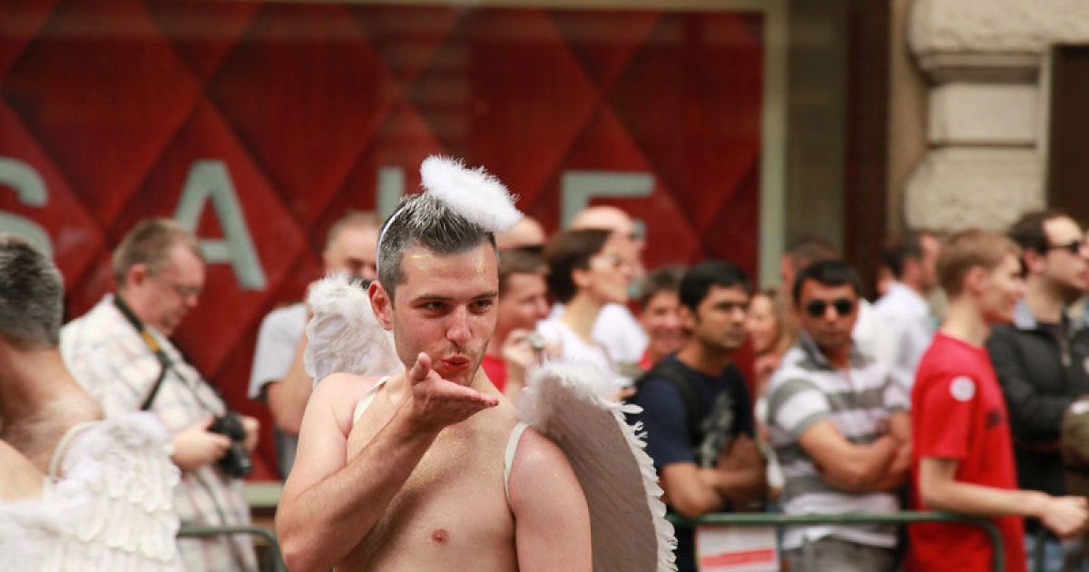 Щорічний гей-парад "Gay Pride 2011" в Лондоні зібрав більше мільйона глядачів. / © LJ moscowlondon