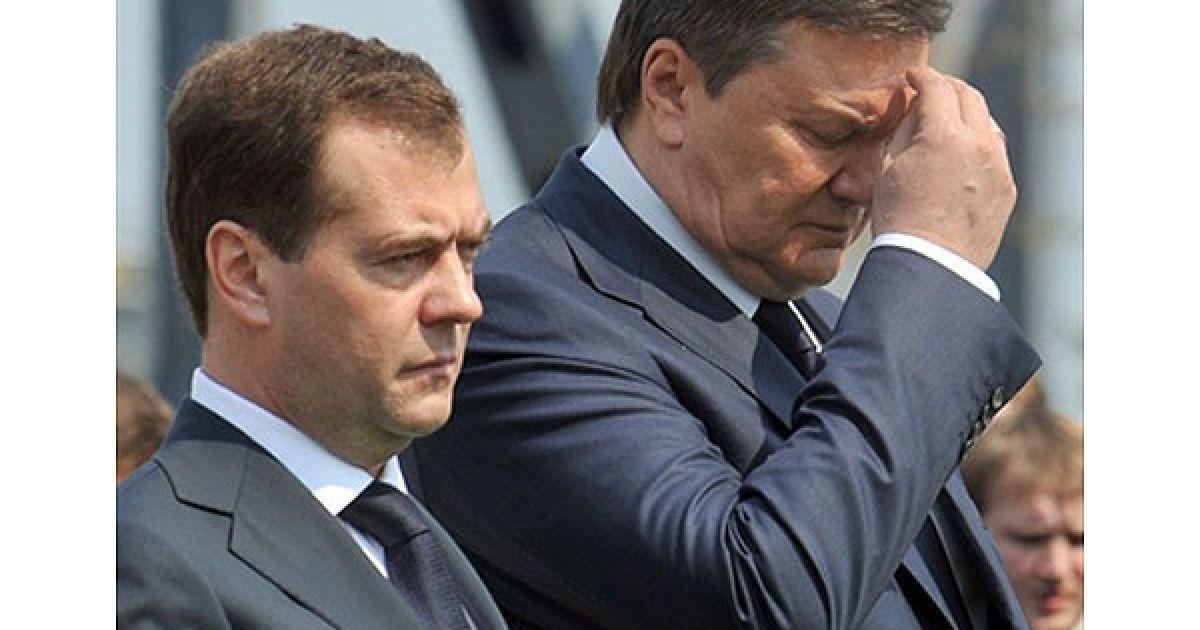 Віктор Янукович та Дмитро Мєдвєдєв відвідали меморіальний комплекс "Зірка Полин"
