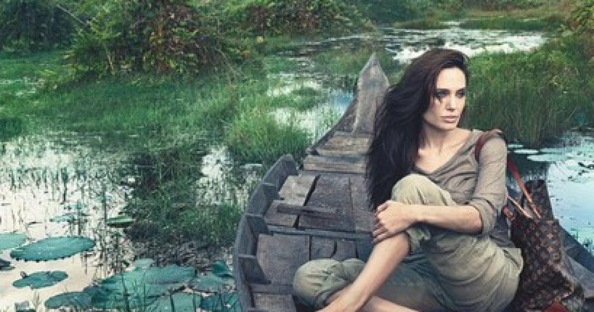Анджеліна Джолі знялася у рекламі Louis Vuitton