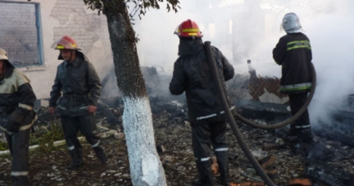 В Рівненській області 16 осіб трагічно загинули під час пожежі, яка сталась у центрі для літніх людей в селі Біле. / © ZAXID.NET