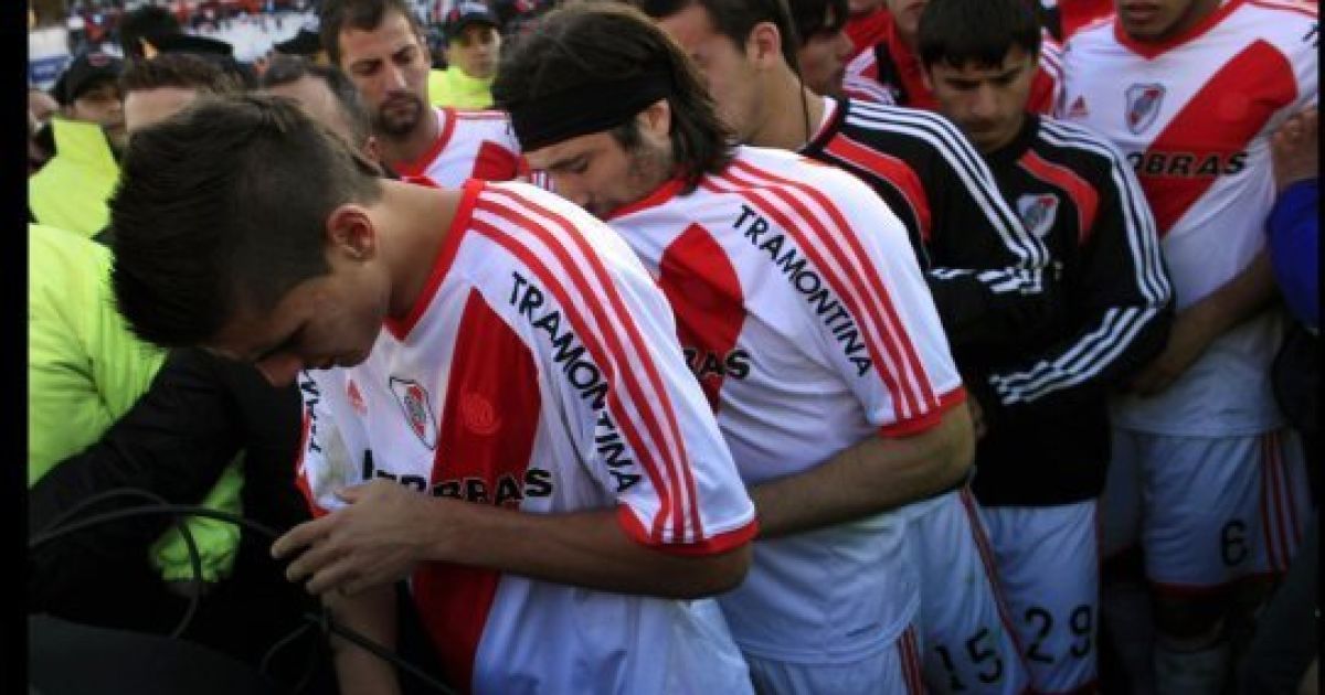 В Аргентині футбольні фанати спровокували масові безлади / © The Huffington Post