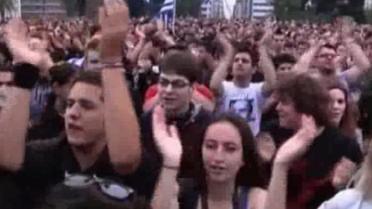 На греческих улицах стало больше протестующих
