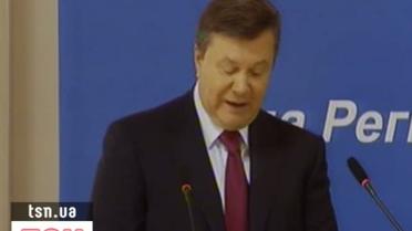 Янукович требует прекратить спекуляции на вопросах языка
