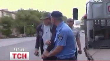 В Луганске опять избили гаишников