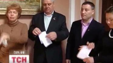 В Черновцах - смена власти