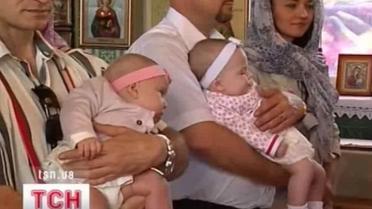 Хрещені, але і досі без громадянства