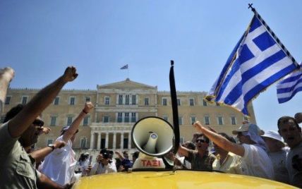 Греція отримає вісім мільярдів допомоги