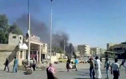 Сирійські демонстранти напали на спостерігачів ЛАД, постраждали 11 осіб