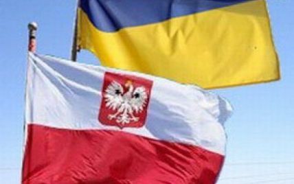 У Польщі розчаровані Азаровим, але сподіваються на Януковича
