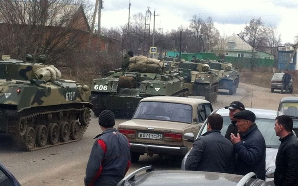 Россияне стягивают военную технику к границе с Украиной / © mkoinov.livejournal.com