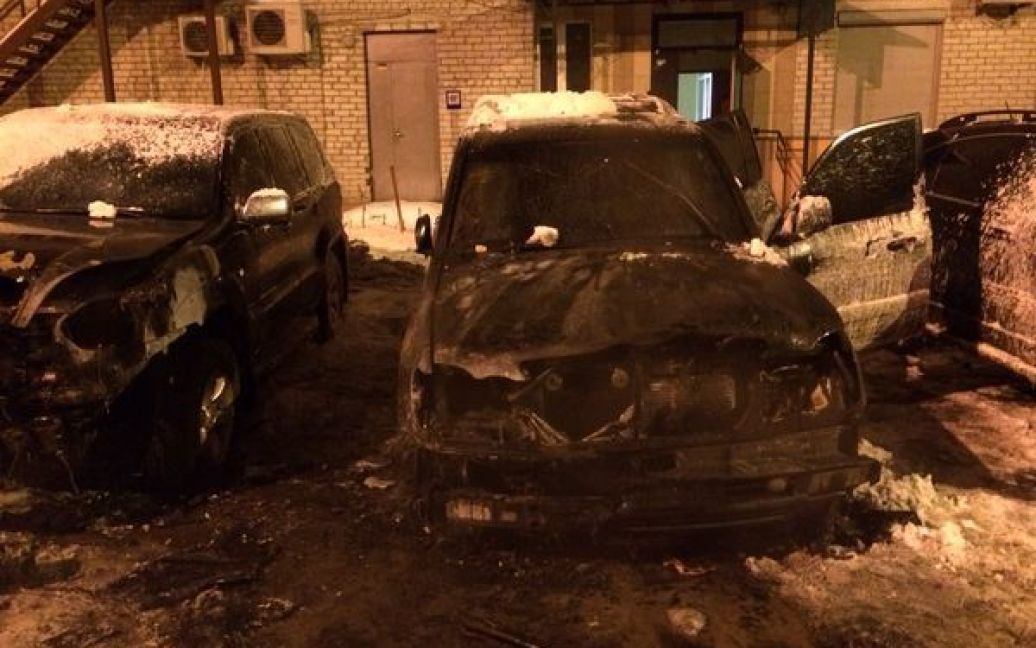 Депутату от "Батькивщины" сожгли машину / © byut.kharkov.ua
