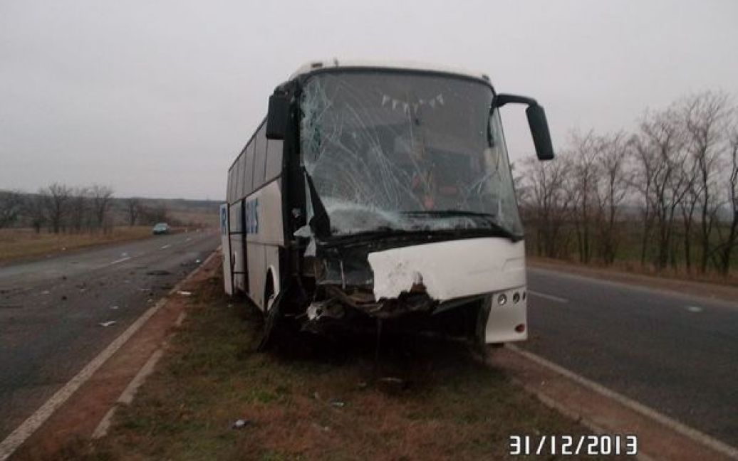 Напередодні Нового року на Донеччині сталась страшна аварія / © ura.dn.ua