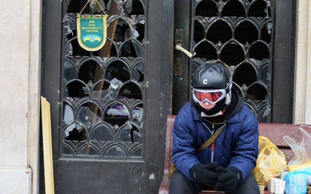 Активисты захватили львовскую прокуратуру / © @thenotoriouscat