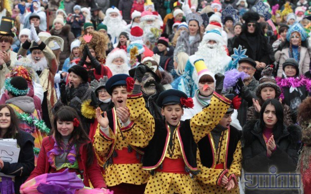 В Евпатории прошел фестиваль Дедов Морозов / © УНІАН