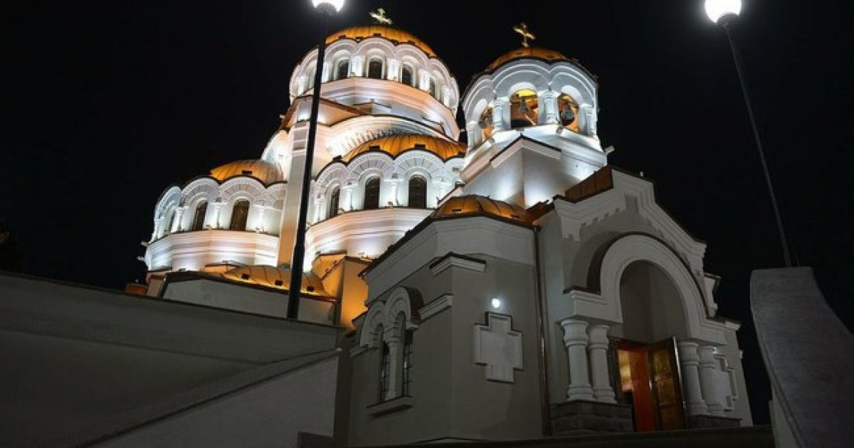 Путін зустрів Різдво у сочинському храмі в оточенні дітей / © svali.ru
