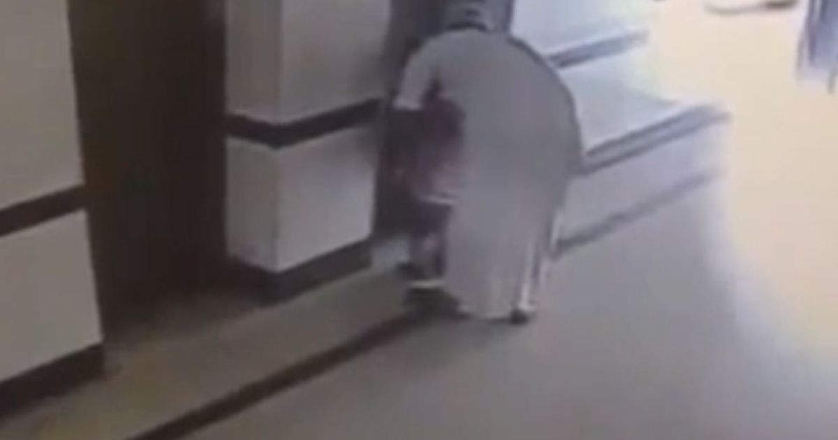 Саудівець зґвалтував 7-річну школярку перед ліфтом