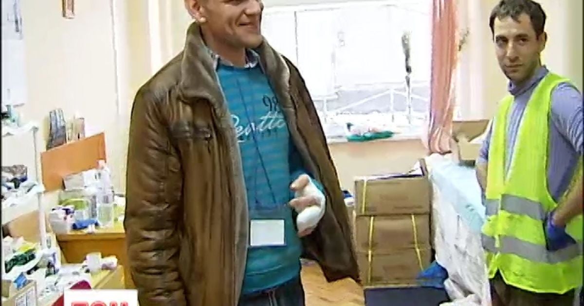 Мітингувальникам дошкуляє біль у горлі