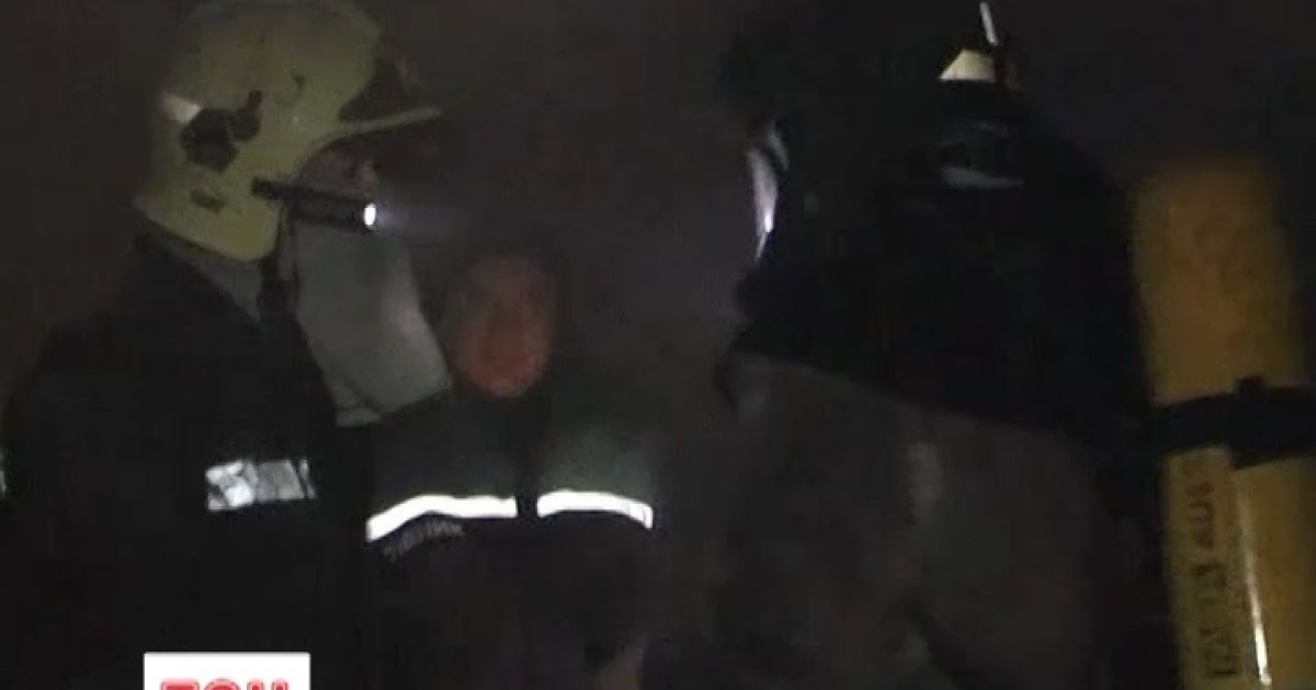 В Одесі згоріли склади