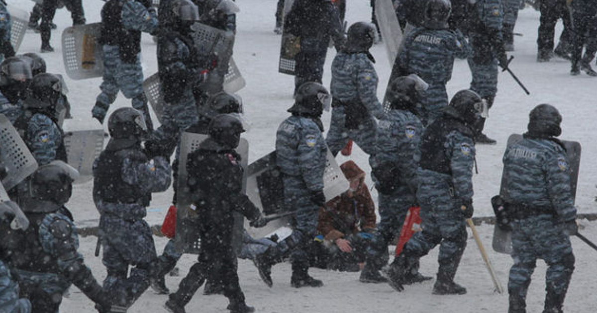 Внаслідок поранення на Грушевського помер 45-річний житель Львівщини Роман Сеник