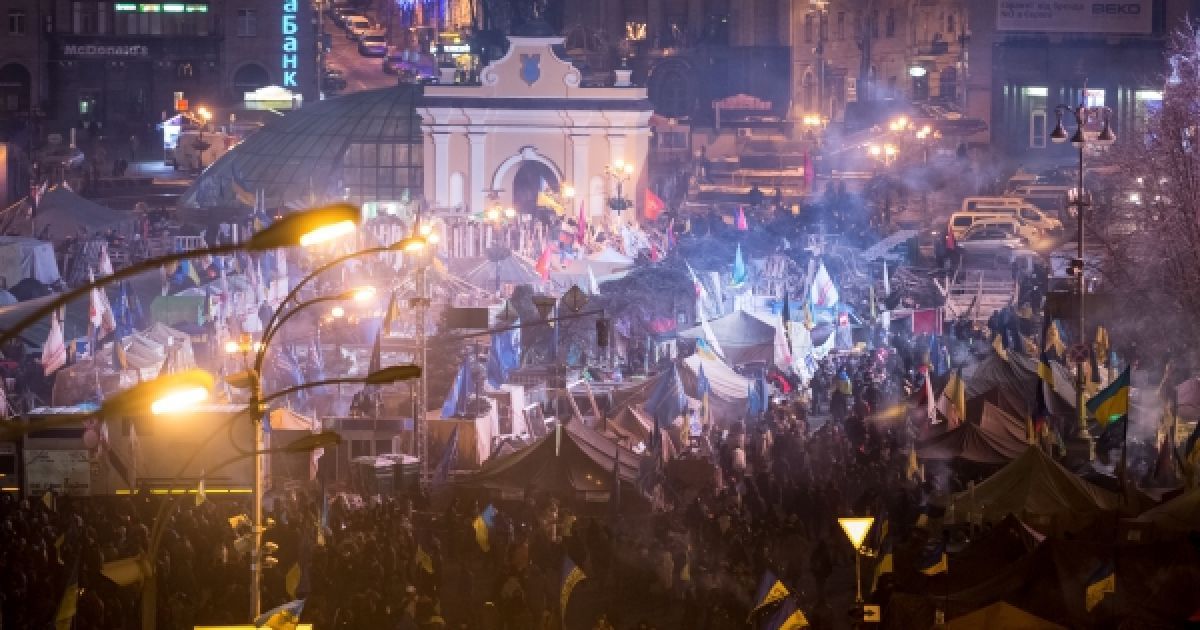 200 тисяч українців зібрались на Євромайдан / © Украинское фото